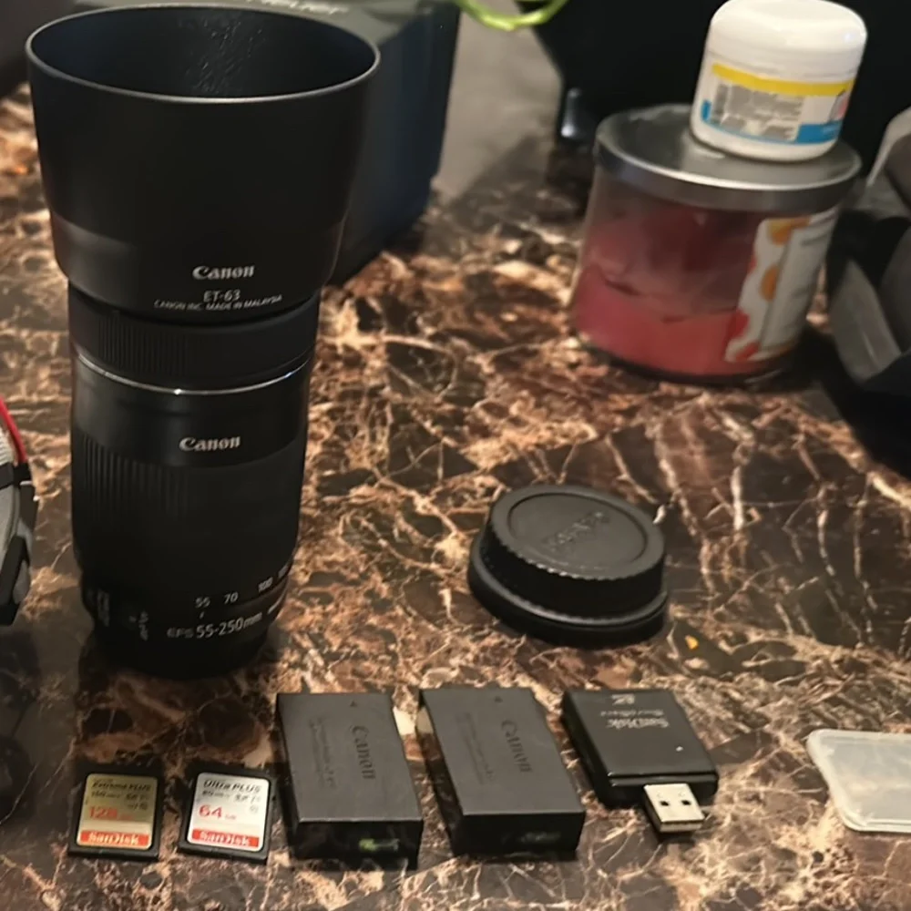 Canon T2i in white